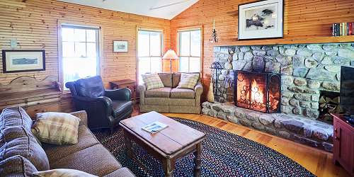 Cozy Cabin & Fireplace - Migis Lodge on Sebago Lake - South Casco, ME