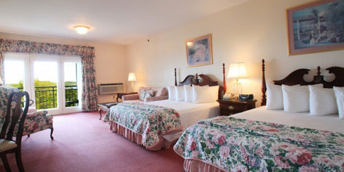 Mizzentop Room 500x250 - Bluenose Inn - Bar Harbor, ME