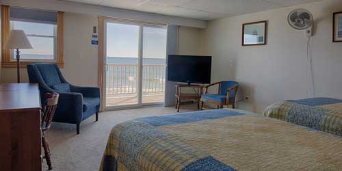 Double Room - Lafayette's Oceanfront Resort - Wells Beach, ME